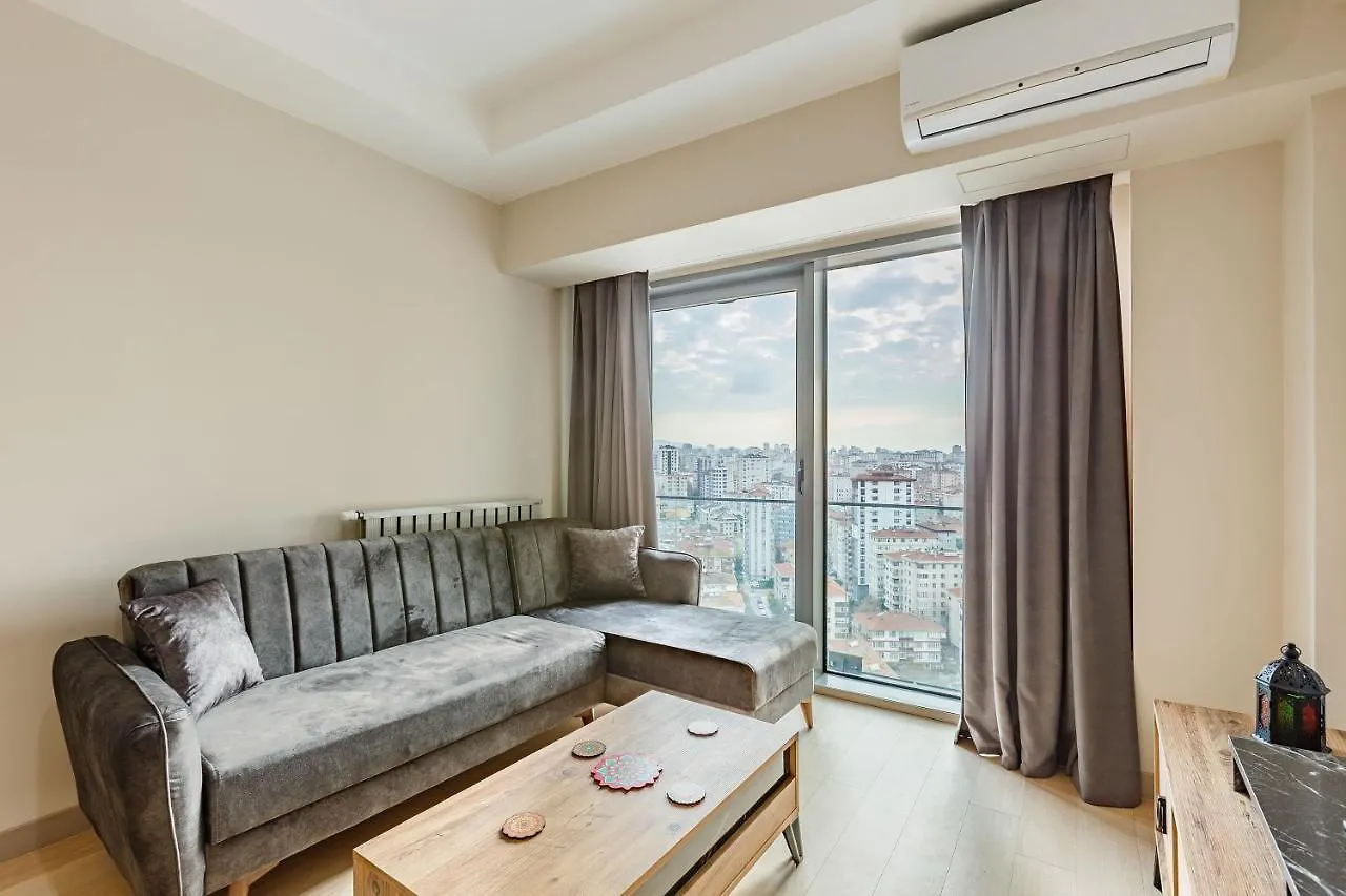 Modern Apartment With Fantastic City Near Kadikoy location